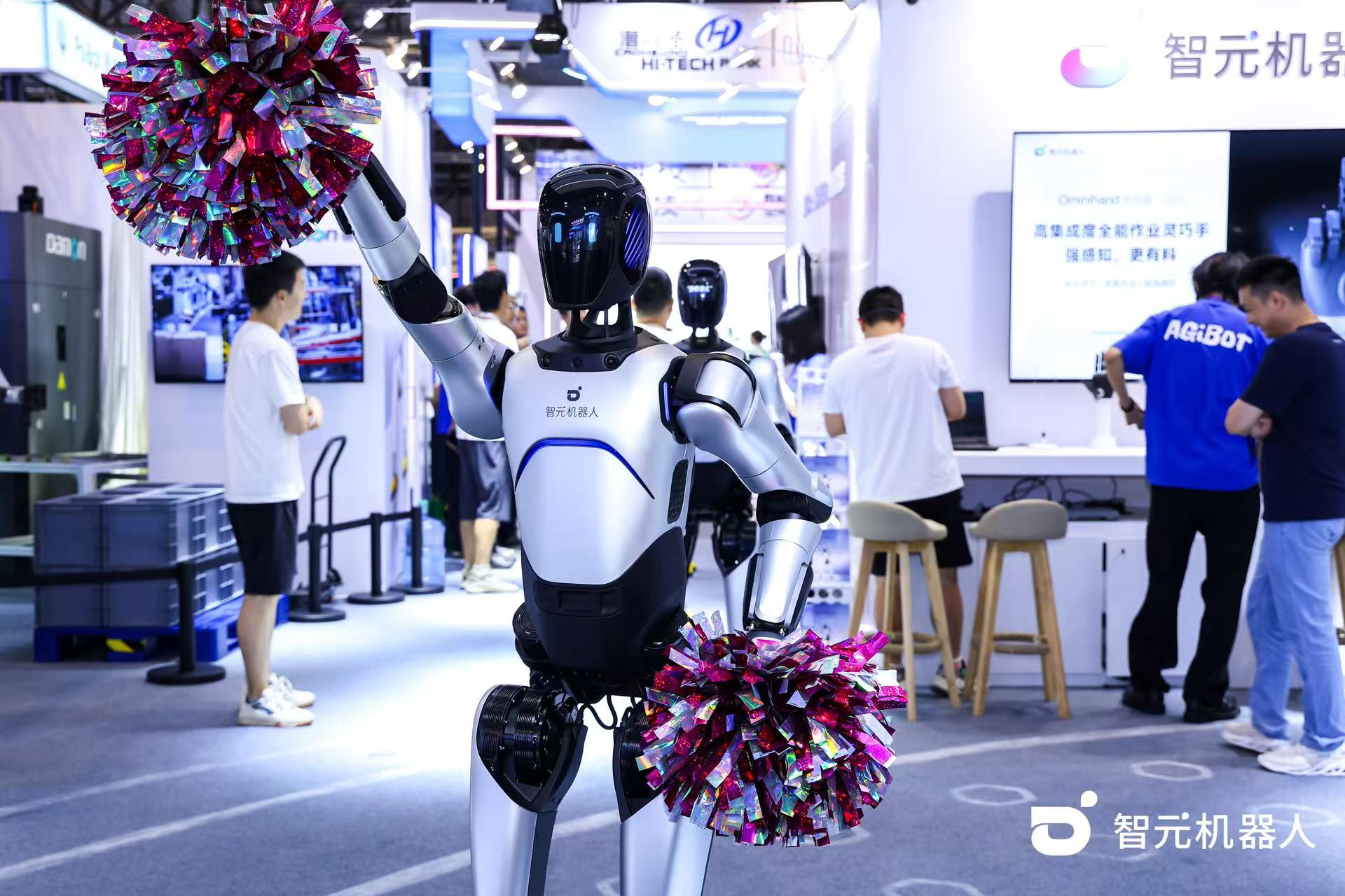 jdb电子游戏机器人 WAIC 首日展台火爆，机器...